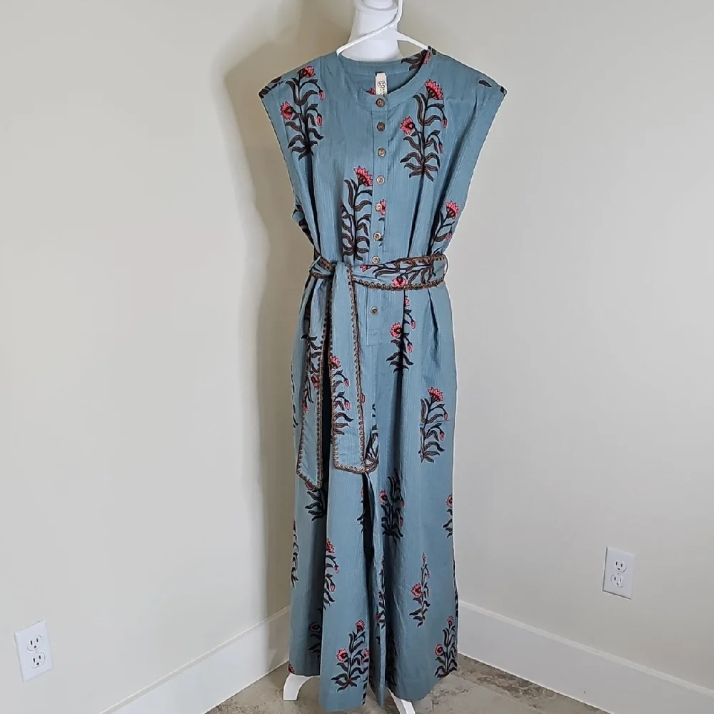 Uncle Frank by Ivy Jane Blue Floral Button-Front Tie Waist Barrel Leg Jumpsuit - Picture 2 of 13